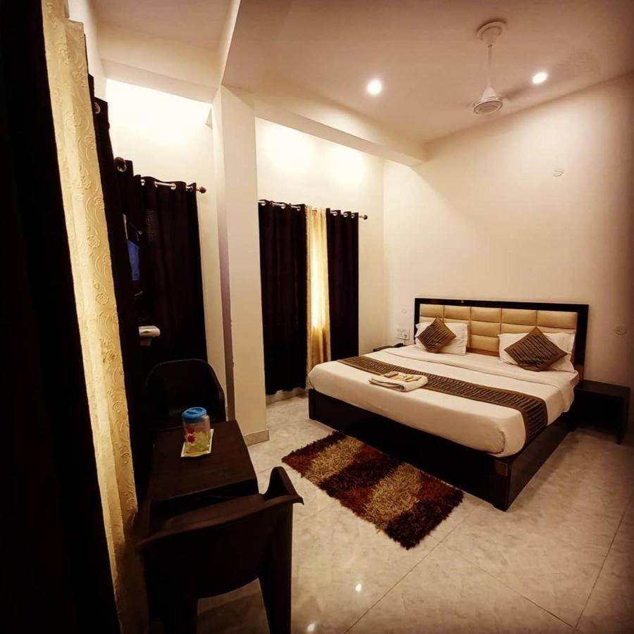 Hotel Banke Bihari Haridwār Esterno foto