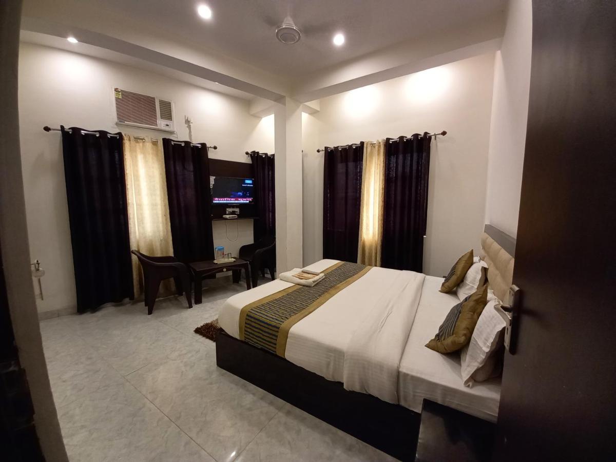 Hotel Banke Bihari Haridwār Esterno foto